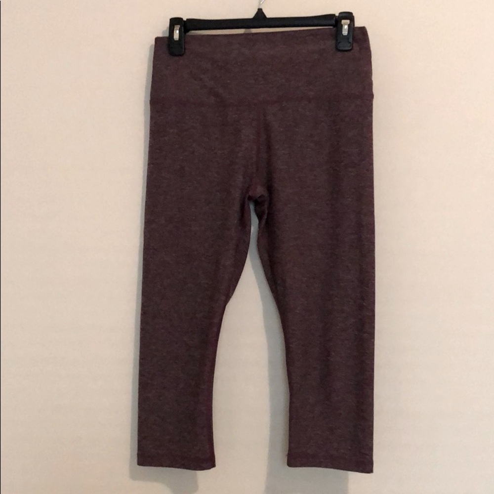 Scorpio Sol Yoga Capri